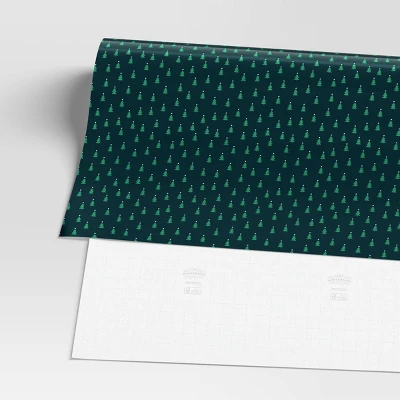 40" 125 Sq Ft Christmas Roll Wrap Trees On Green - Wondershop™ 2 40" 125 Sq Ft Christmas Roll Wrap Trees On Green - Wondershop™ - Image 2