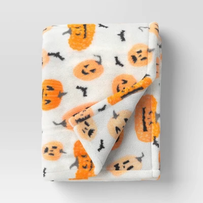 Plush Throw Blanket - Hyde And EEK! Boutique™ 7 Plush Throw Blanket - Hyde And EEK! Boutique™ - Image 7