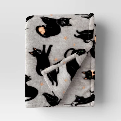 Plush Throw Blanket - Hyde And EEK! Boutique™ 8 Plush Throw Blanket - Hyde And EEK! Boutique™ - Image 8